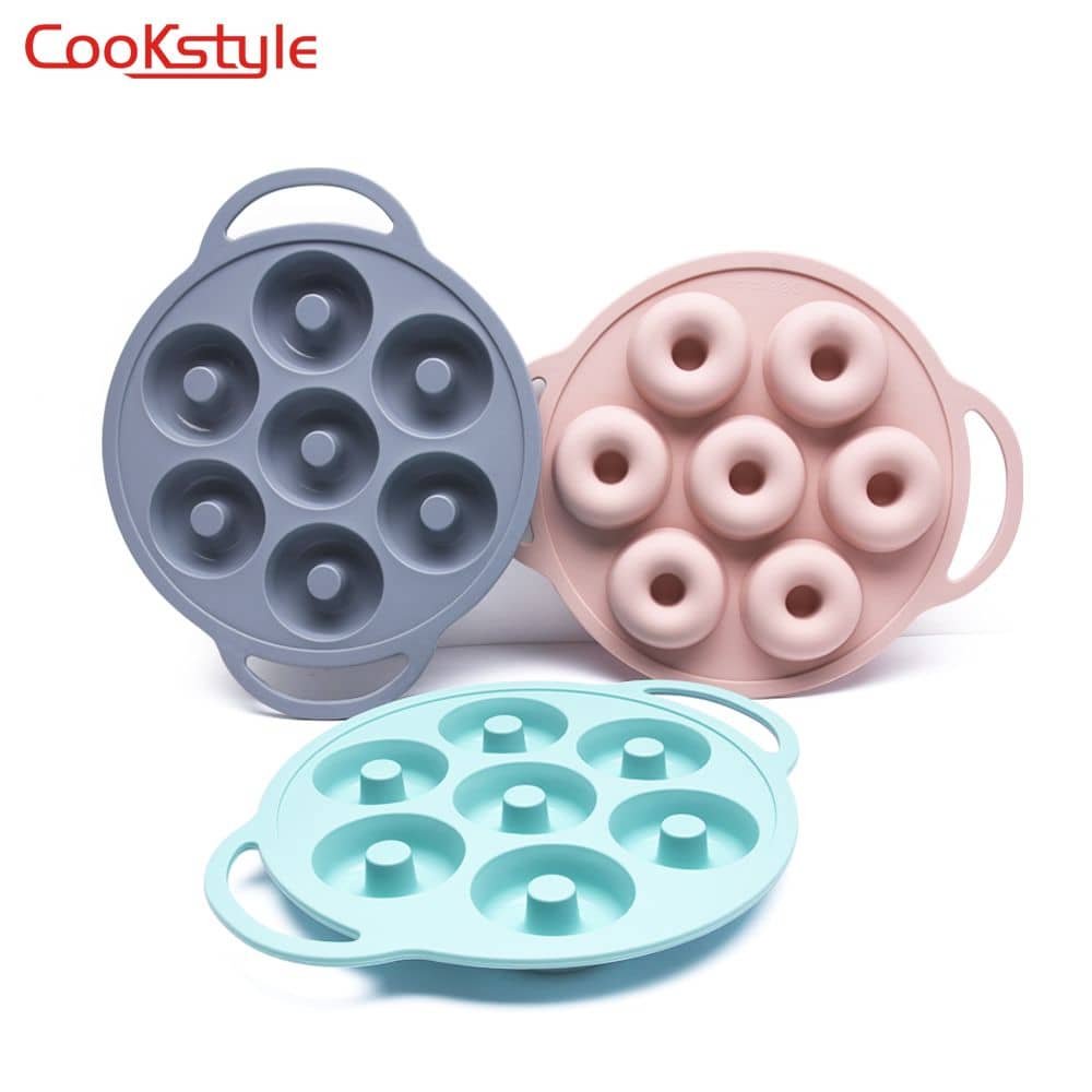 Cookstyle 7 Cavity Silicone Donut Pan SC2109
