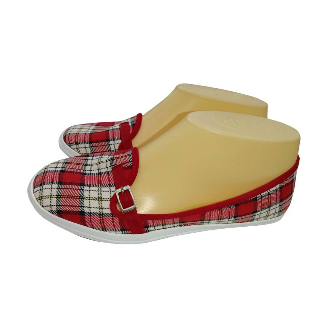 Checkered Casual Shoes (Red)