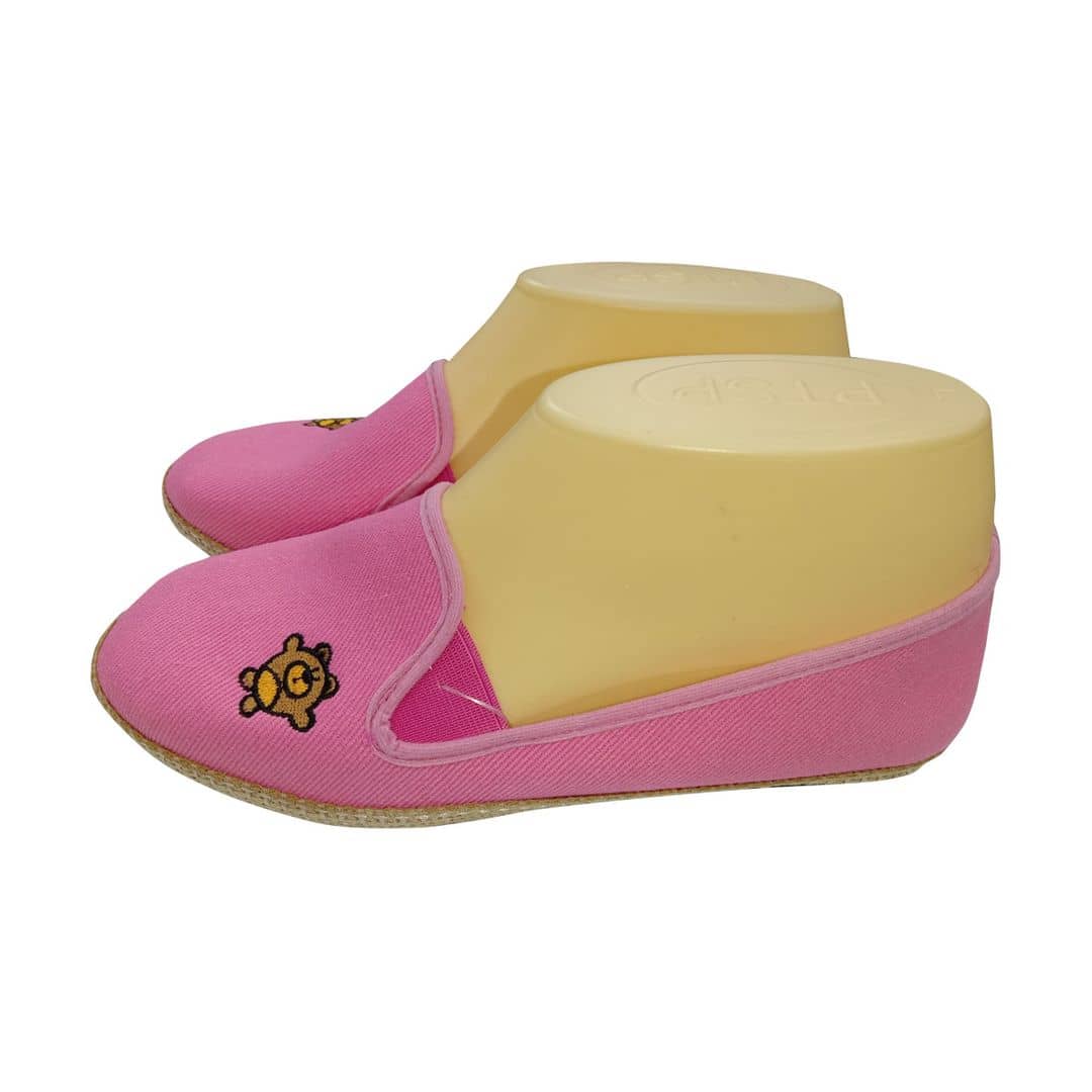 Plain Casual Shoes with Bear Patches (Pink)